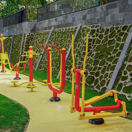 ホテル Amaranta Prambanan Yogyakarta エクステリア 写真